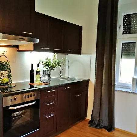 Komposch - Adults Only Apartment