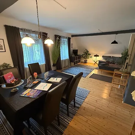 Komposch - Adults Only 아파트 *