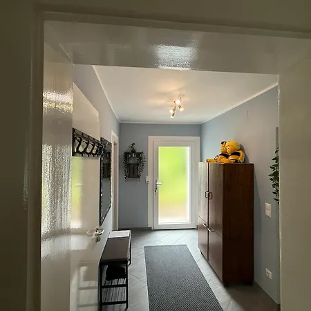 Komposch - Adults Only *