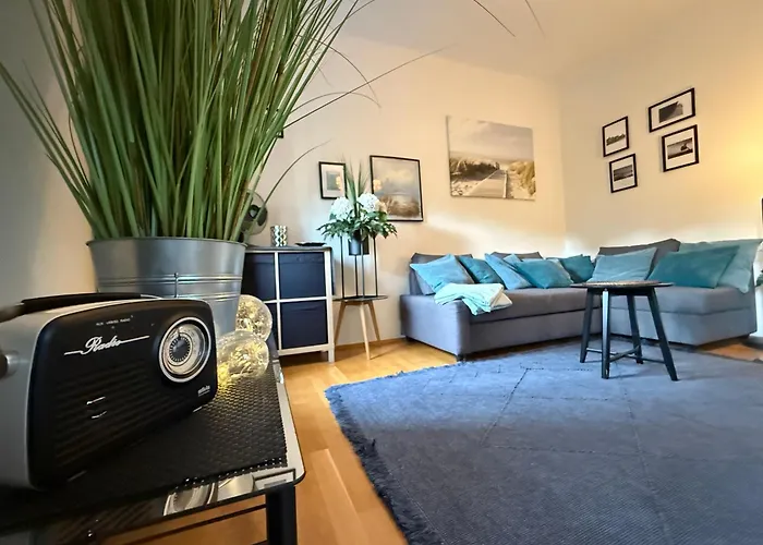 Komposch - Adults Only