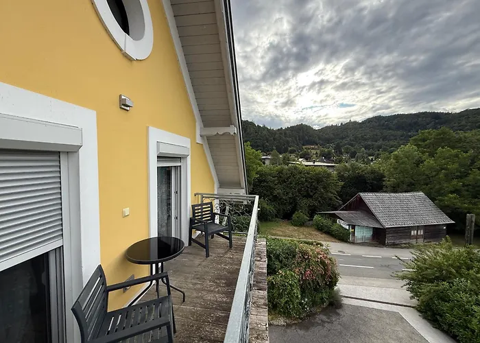 Komposch - Adults Only Reifnitz